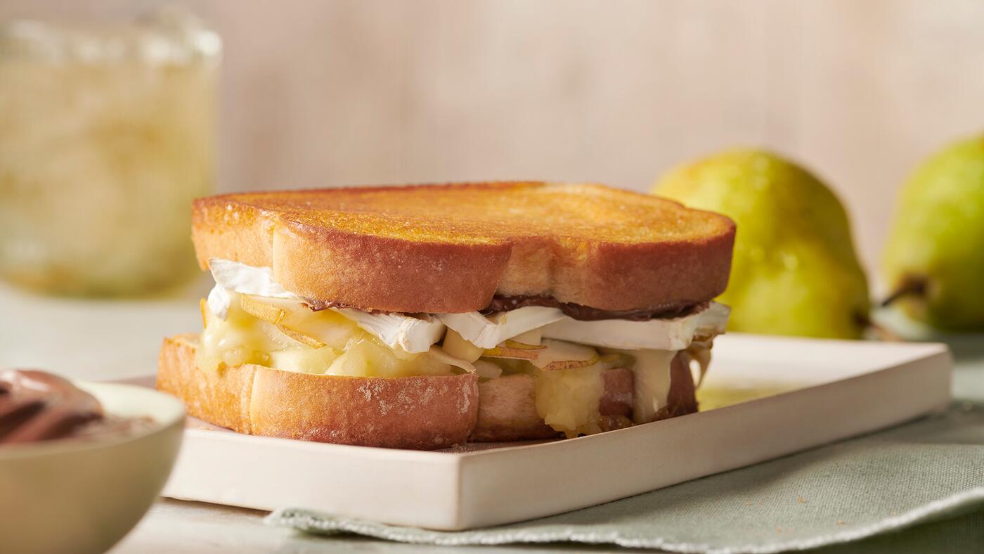 Chocolate Hazelnut Spread, Pear, and Brie Grilled Cheese Feed Good